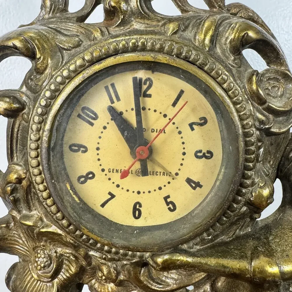 Vintage General Electric GE Art Nouveau Style Lighted Dial Electric Clock